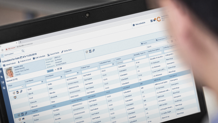 Visualiza&ccedil;&atilde;o simplificada de relat&oacute;rios por parte do m&eacute;dico num dispositivo inteligente