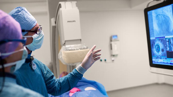 Ou&ccedil;a mais dos principais l&iacute;deres de opini&atilde;o