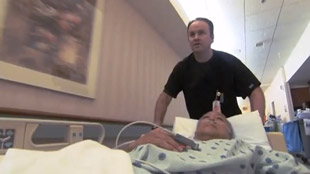 Recursos escassos dando suporte a uma crescente população de paciente.